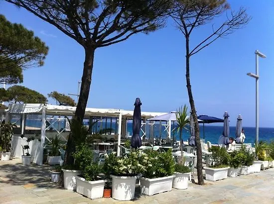 Sun Tower Beach Apartment Platja d'Aro İspanya